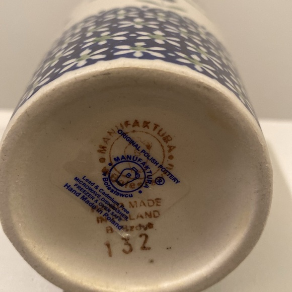 MANUFAKTURA
Blue Daisy Soap Dispenser - Picture 2 of 4